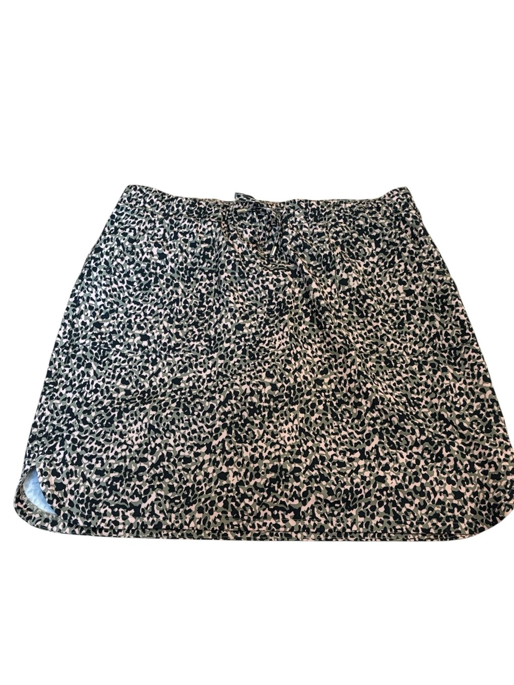 Zenergy by‎ Chicos Animal Print Green Tan Black Skort Size .5 (Women's 6)